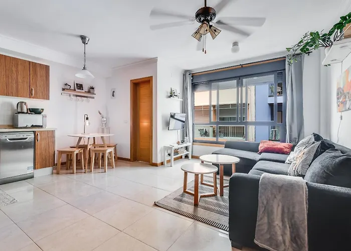 Home2book Trendy In Palmas Center *